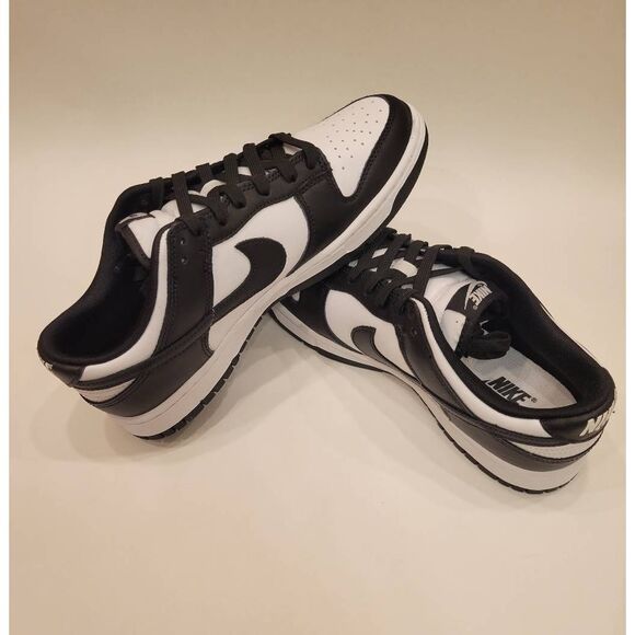 Nike Dunk Low Retro 'Panda' Shoe Size 10 - Picture 2 of 8